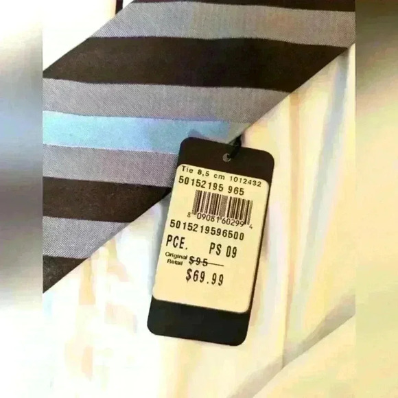 Men's  Brand New Hugo Boss Tie -bnwt - Picture 2 of 3